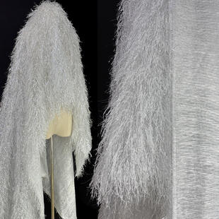 银白规则小流苏羽毛纱布料舞台演出微透纱背景拍摄服装设计师面料