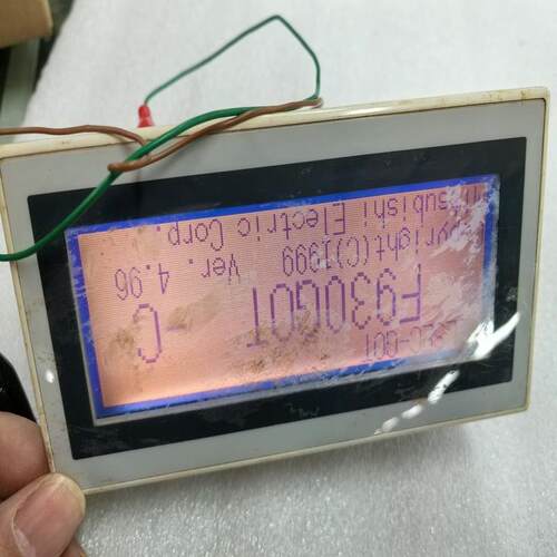 议价触摸屏F930GOT-BWD，实图拍摄，功能正可维修