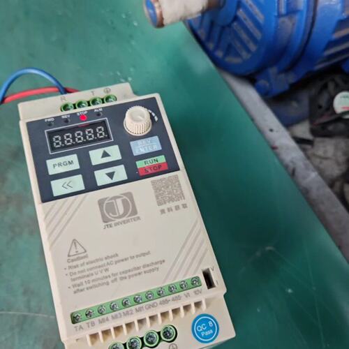 议价金田变频器1.5KW，JT100EB0015G1，成色看可维修