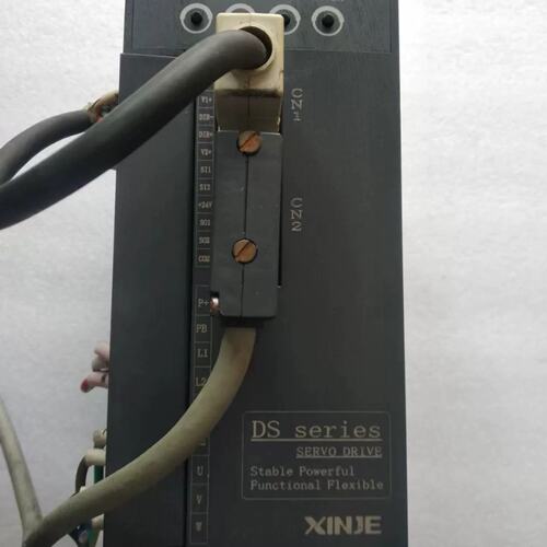 议价剪线XINJE信捷驱动器DS2-21P5-A 3PH可维修