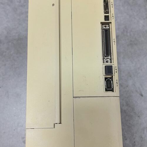 议价五系驱动器SGDV-330A01A002000一台，成色可维修