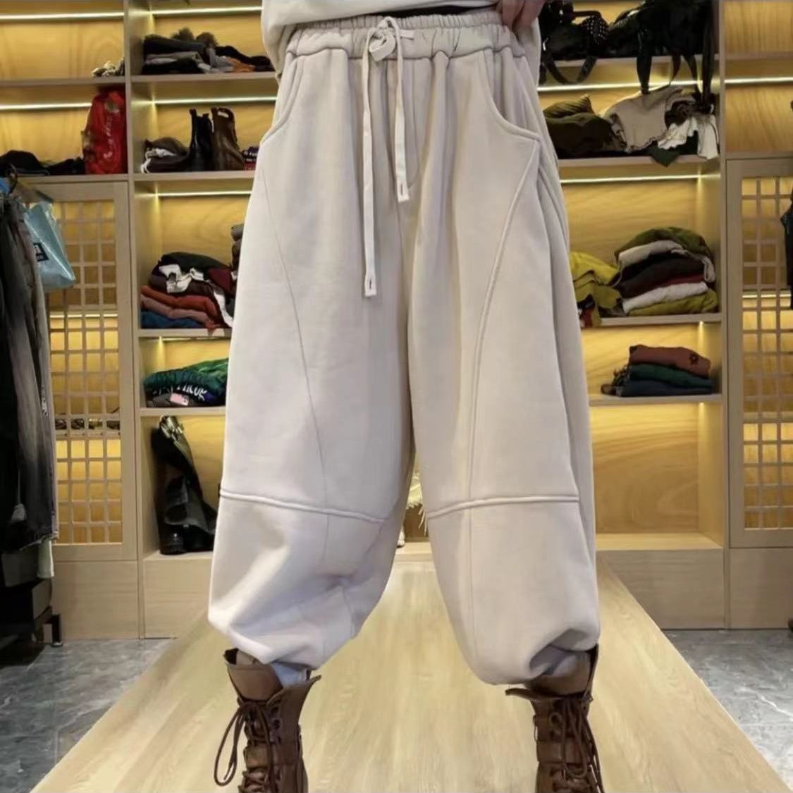 抖音同款冬季加绒加厚宽松大码个性拼接时尚阔版老爹裤哈伦卫裤女