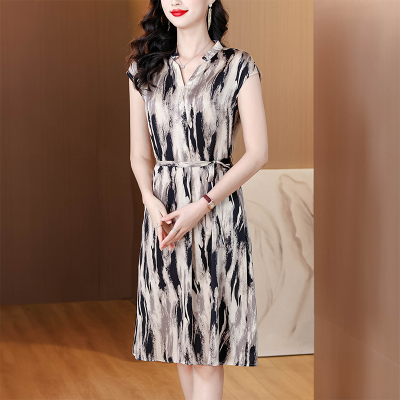 声雨竹香云纱桑蚕丝中年妈妈重磅连衣裙2025夏季中式水墨印花减龄