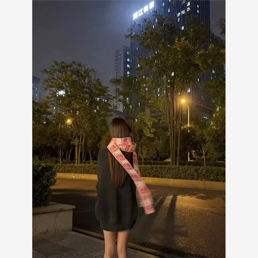 人民币围巾入冬的第一条