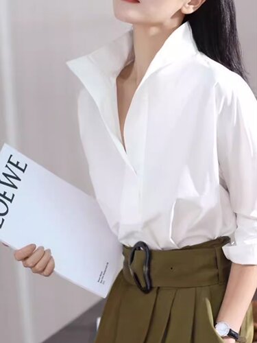 法式白色立领女式长袖衬衫2025新款高端易接近奢华西式减龄蝙蝠袖