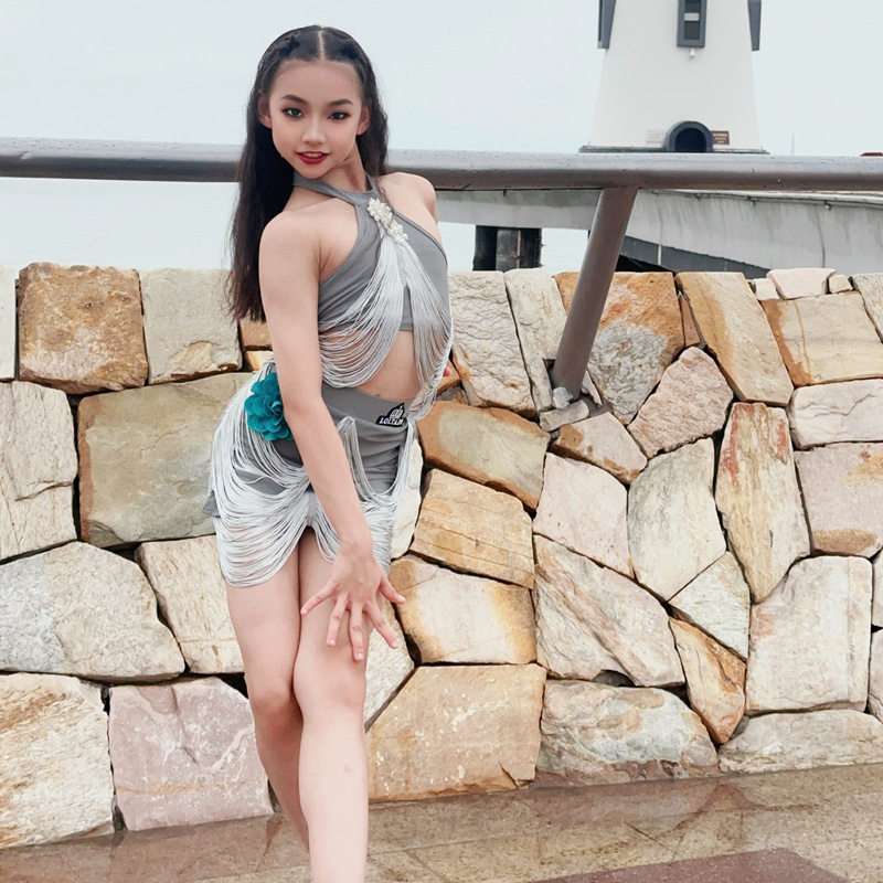 洛利塔夏季儿童高端网红表演练习