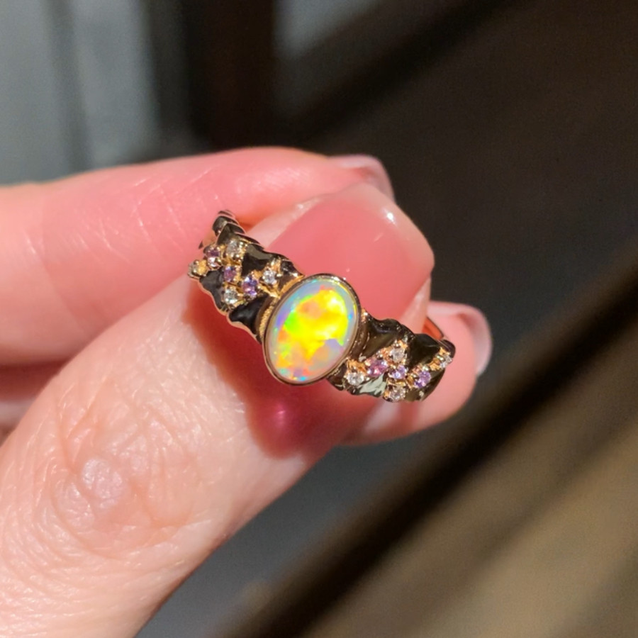 定制 澳大利亚天然欧泊金彩白欧泊戒指彩宝戒指18k钻石紫蓝宝镶嵌