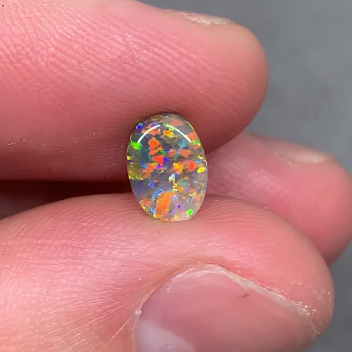澳洲天然黑欧泊小格子多彩黑欧泊戒指定制0.45ct 7.6*5.3*1.7mm