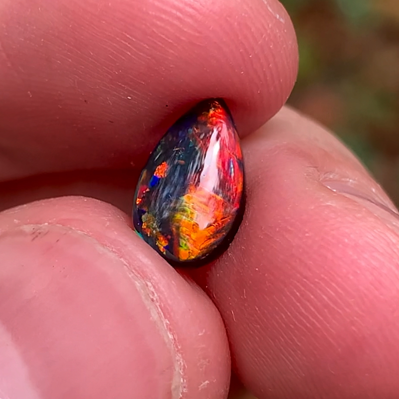 澳洲天然欧泊收藏级黑欧泊原石澳宝彩宝戒指1ct 10.5*6.4*2.5mm