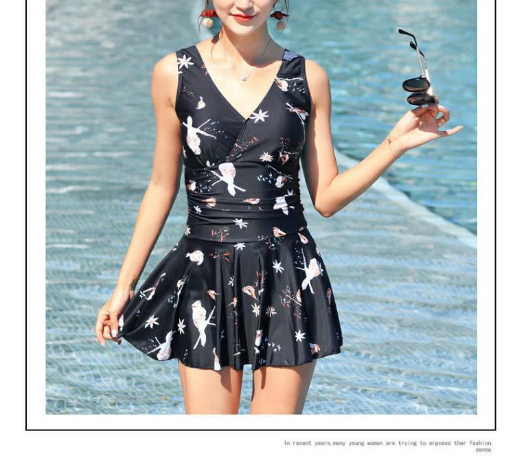 . 2020 Áo tắm một mảnh mới của phụ nữ Váy kiểu dáng phẳng Góc nhỏ Ngực thu thập một cách tương đối lớn Kích thước lớn Mỏng và Béo che mm Bơi - Bộ đồ bơi One Piece