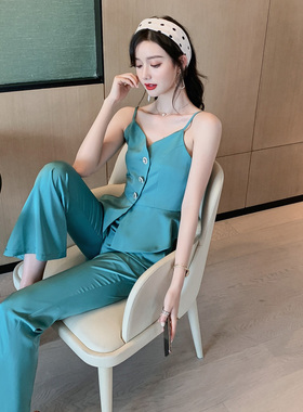 蓝色缎面吊带连衣裤2024夏季新款OL风气质性感抹胸露背喇叭裤套装