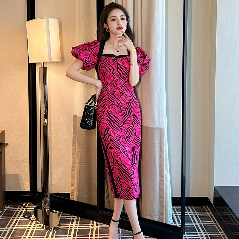 女士连衣裙新款修身小众