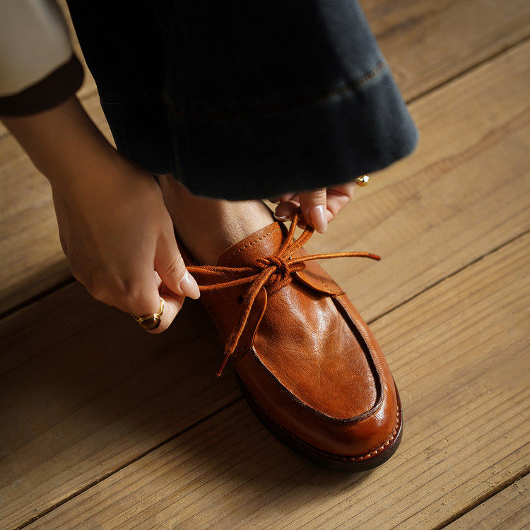 复古系带乐福鞋高级感里外真皮老钱风轻奢女单鞋内增高圆头小皮鞋