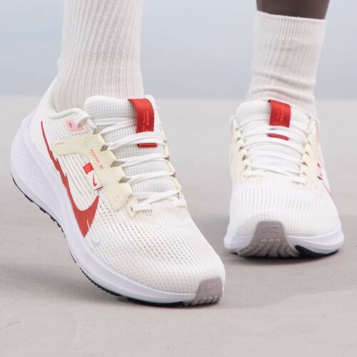 Nike耐克女子运动跑步鞋透气