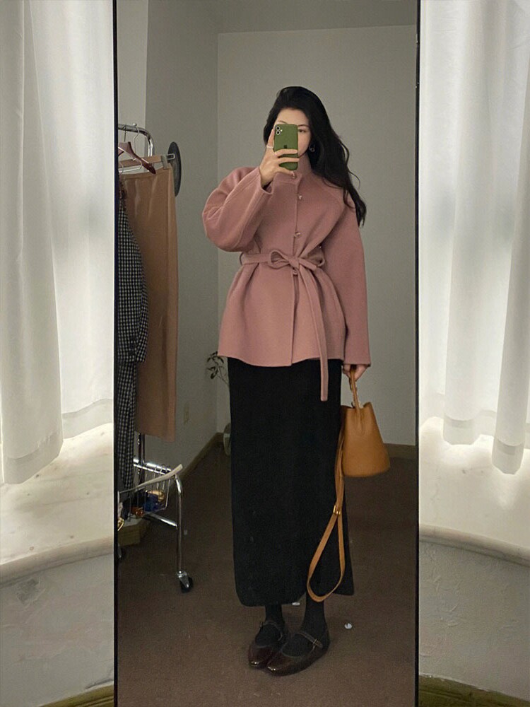 【现货】漂亮富家千金感小众独特别致小香风藕粉色毛呢外套女冬季