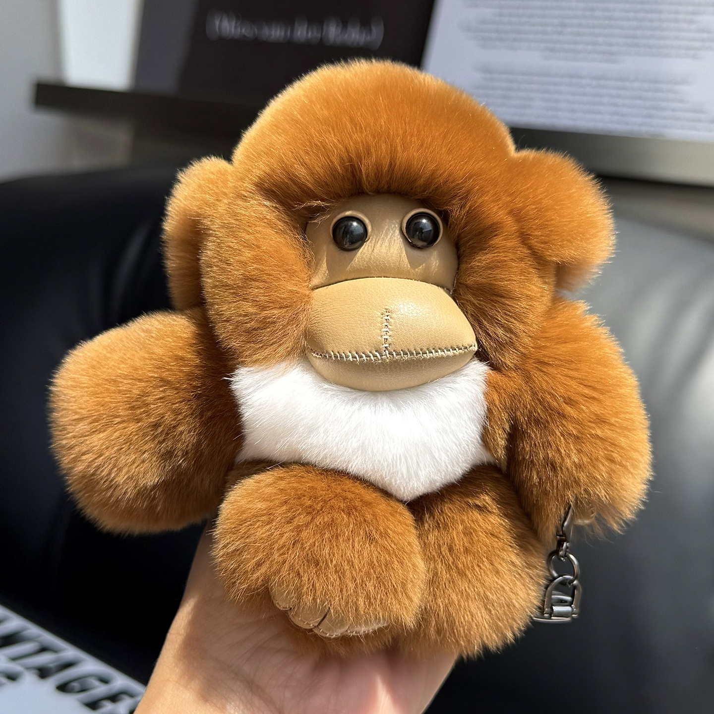 真獭兔毛小猴子汽车钥匙扣挂件ins可爱毛绒公仔玩偶书包挂饰礼物