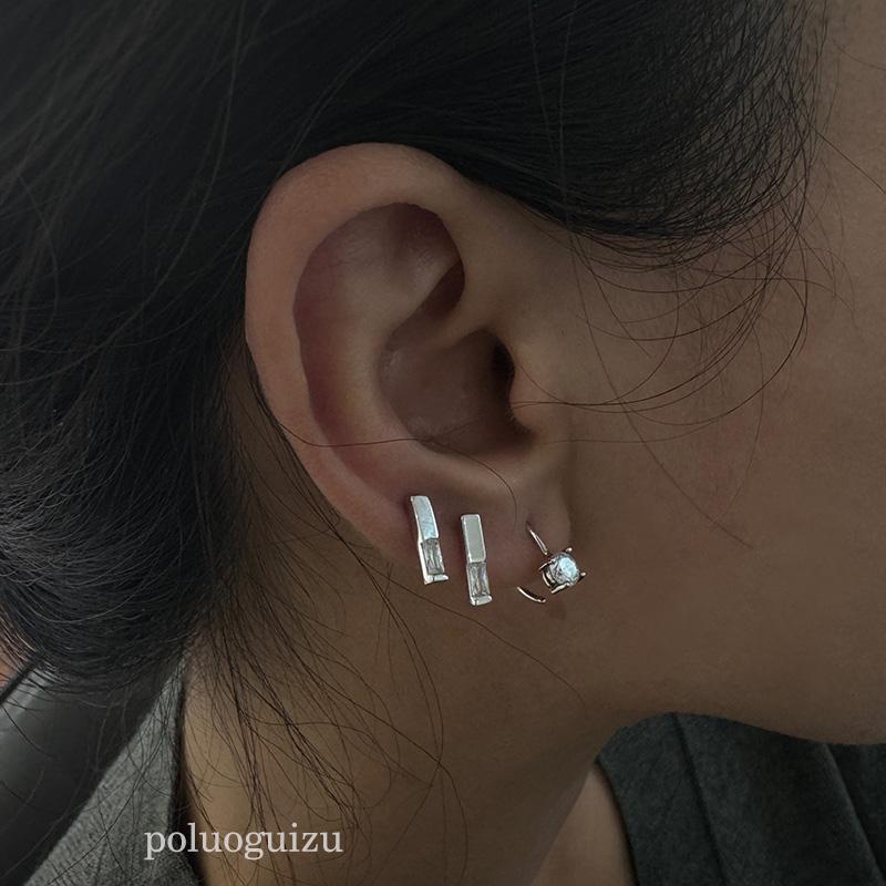 银色山泉秋冬高级清冷s925银A级锆石耳钉耳环耳骨钉叠戴日常精致