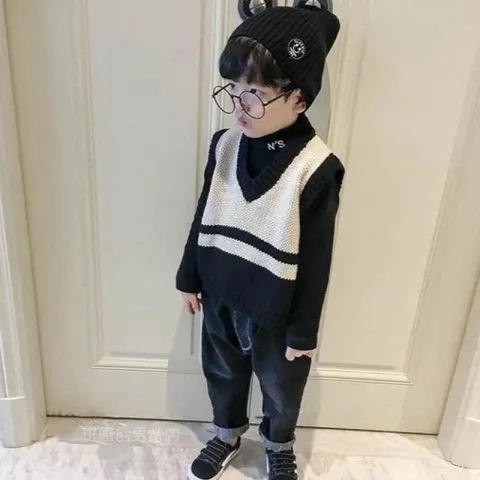 马甲小童新款马夹儿童背心坎肩针织毛衣男童2025春秋毛线男宝V领