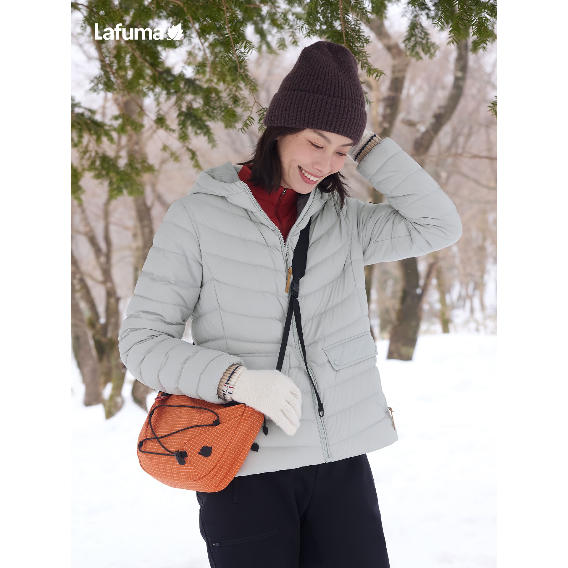 乐飞叶户外秋冬连帽羽绒服