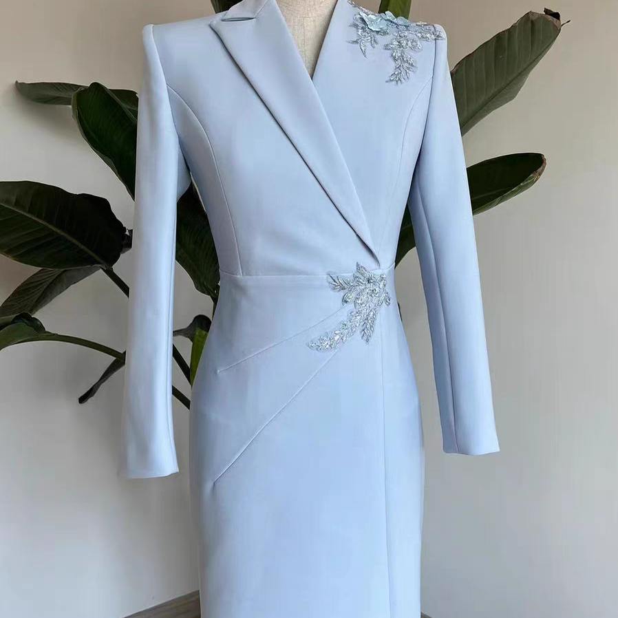 播音艺考刺绣重工连衣裙上镜女主持人礼服裙