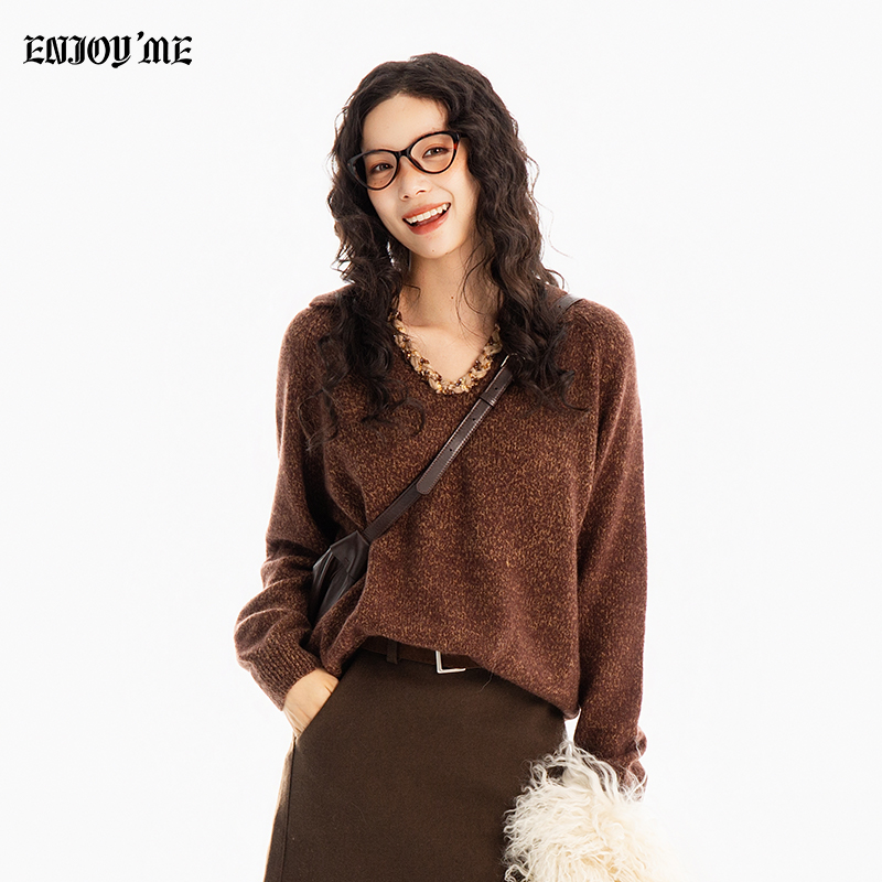 ENJOYME商场同款V领棕色毛衣