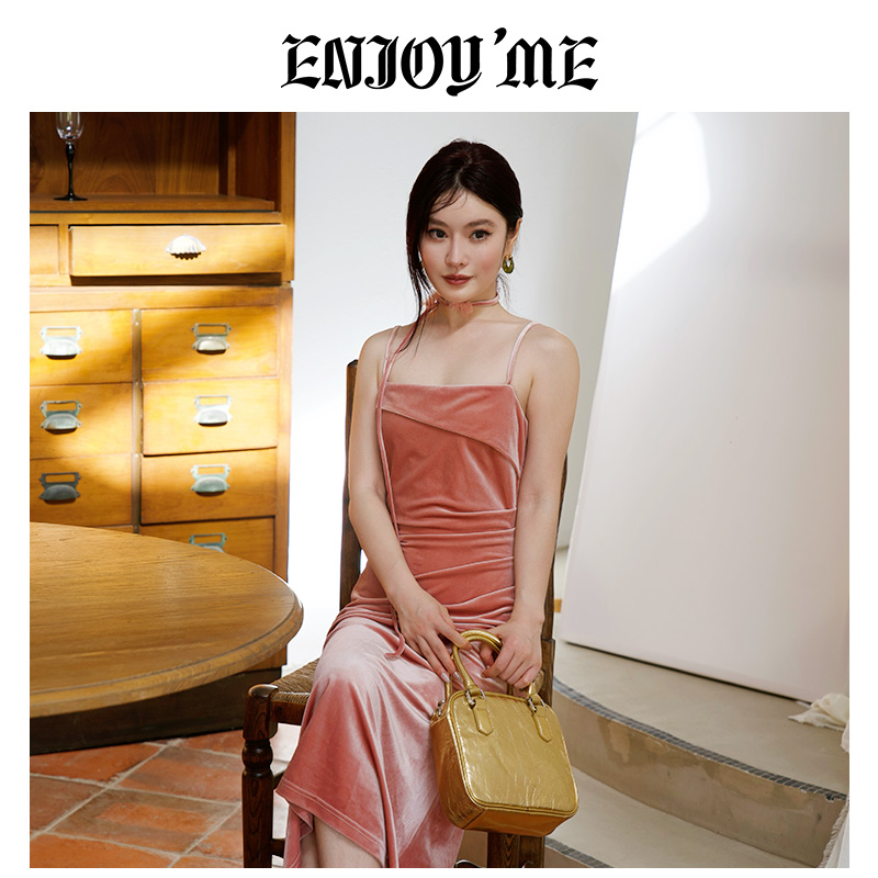 ENJOYME商场同款法式吊带连衣裙