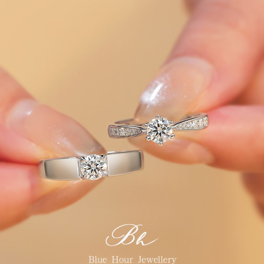 结婚戒指一对仿真莫桑对戒钻戒活口女求婚订婚专用拍照道具送女友