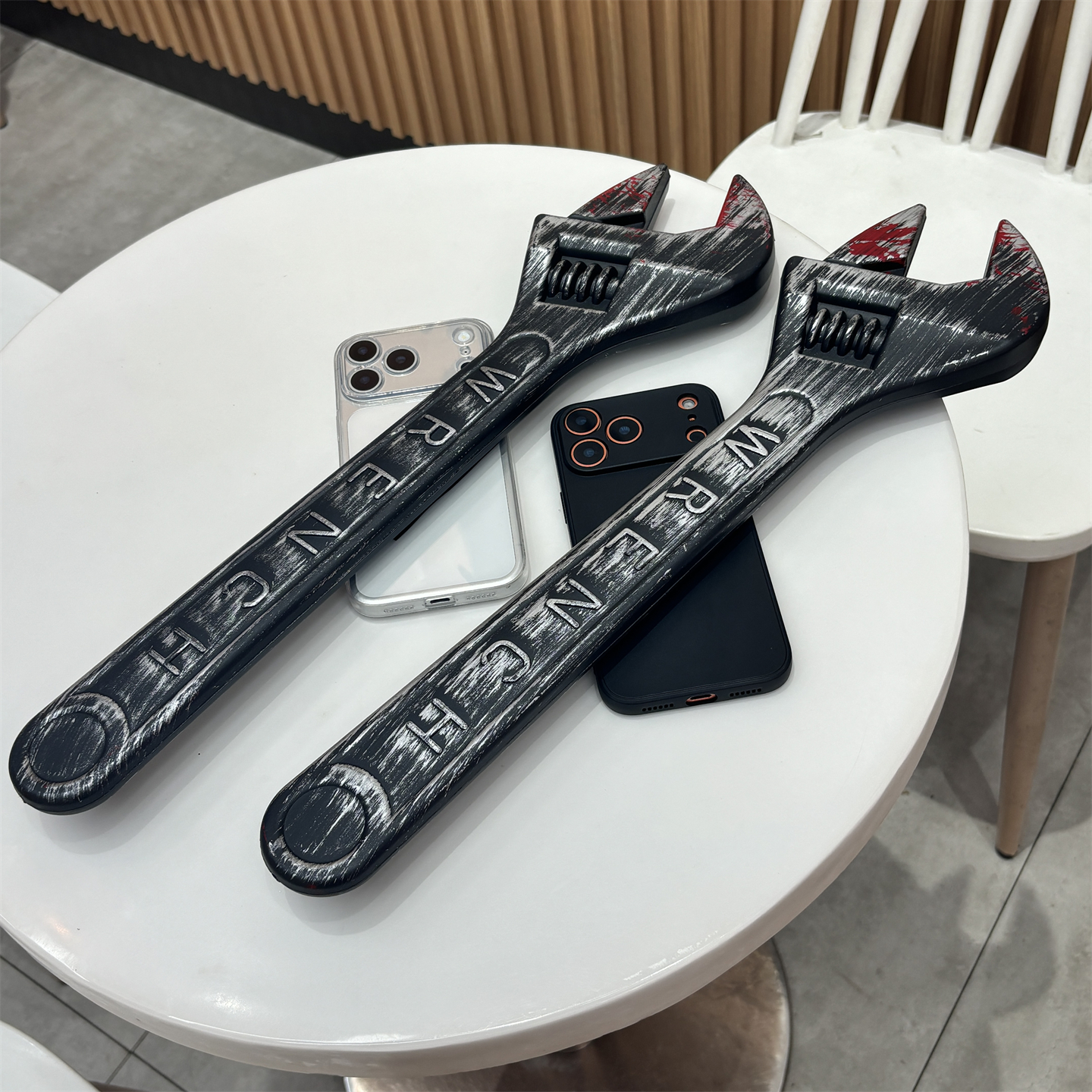 适用三星搞怪款仿真大扳手手机壳