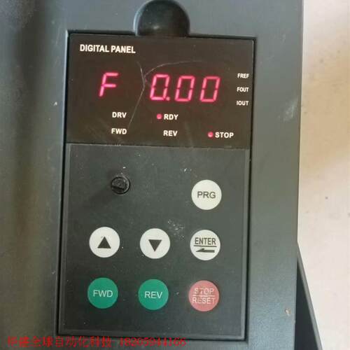 拆机众辰5.5KW变频器H3400A05D5K,外壳固定对角
