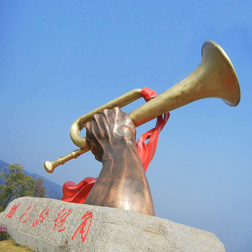 胜利的号角雕塑加工玻璃钢铸铜军人主题雕塑定制户外大型广场铜雕