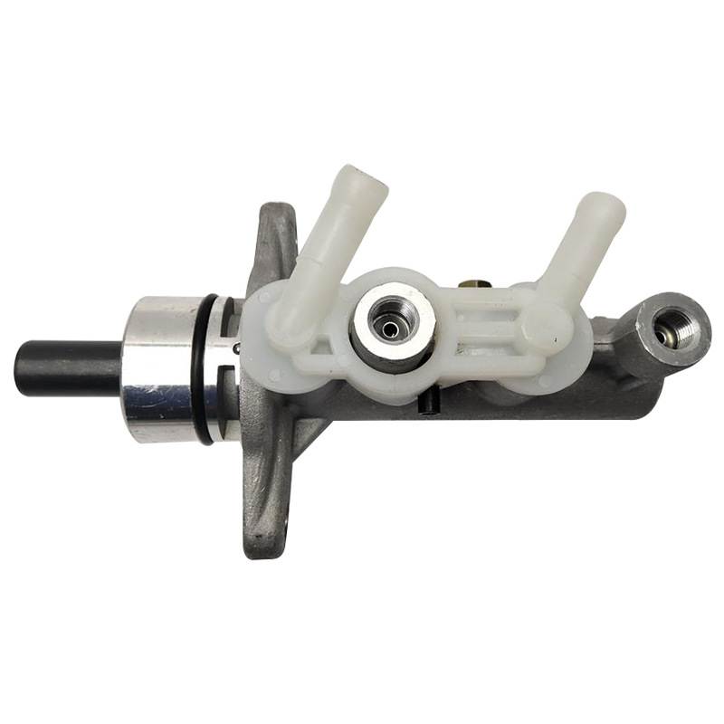51110-85840汽车制动总泵刹车总泵适用于铃木奥拓SUZUKI ALTO III