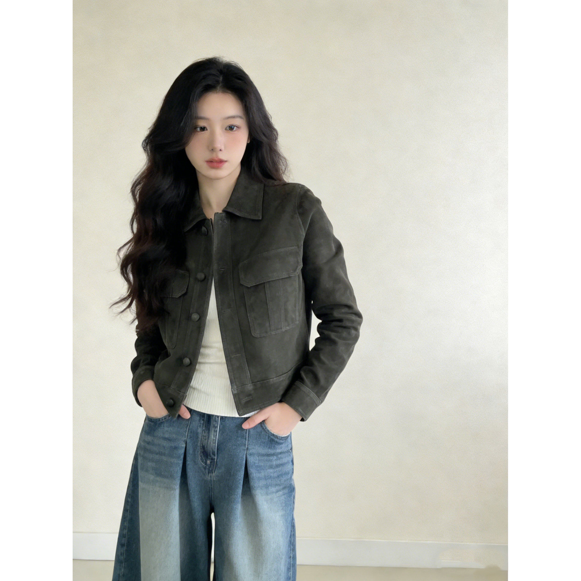 美式复古绿色麂皮短款外套女2026春季新款酷飒风机车皮衣夹克上衣