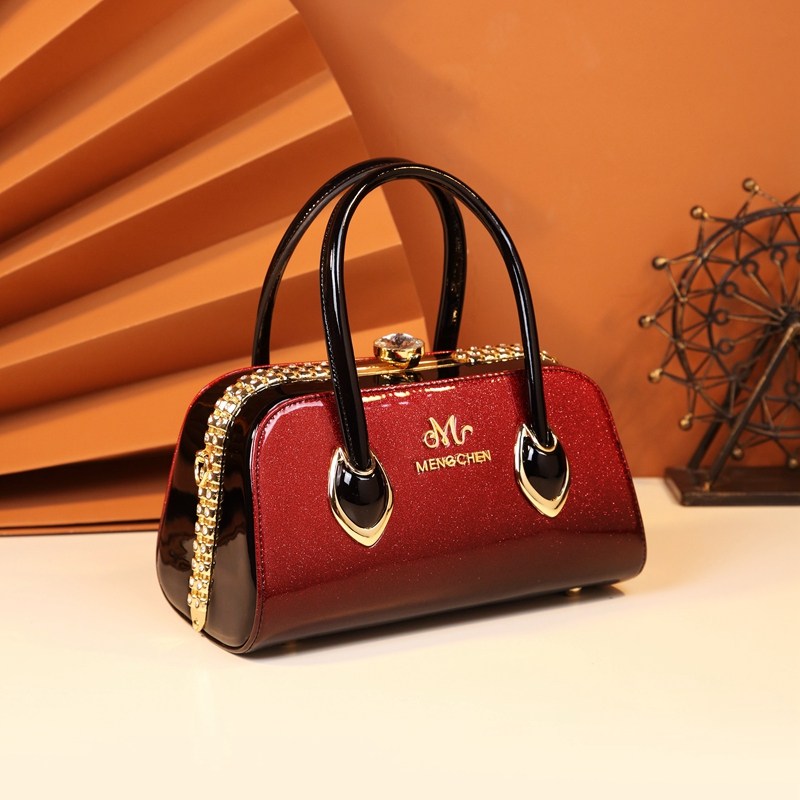 孟宸斜挎包女2022年新款百搭包包女士时尚洋气网红旗舰店波士顿潮