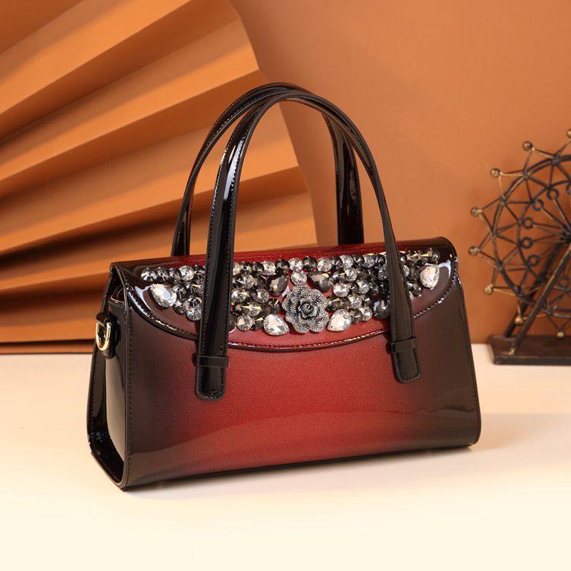 女士包包2022新款中年妈妈婆婆手提包单肩波士顿枕头包大气女包潮