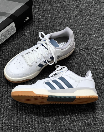 adidas adidas ENTRAP低帮板鞋男女同款白蓝