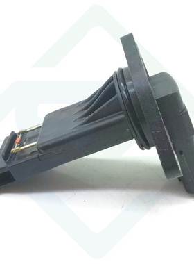 适用马自达 空气流量计 PE01-13-215 E5T62271 PE01-13-215