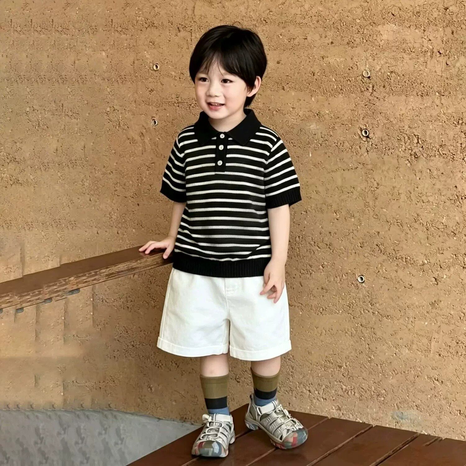 日系男童2026夏季新款黑色条纹Polo领短袖针织衫儿童白色休闲短裤