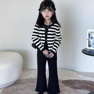韩版童装2026春季新款黑白条纹针织毛衣开衫女童黑色喇叭裤两件套