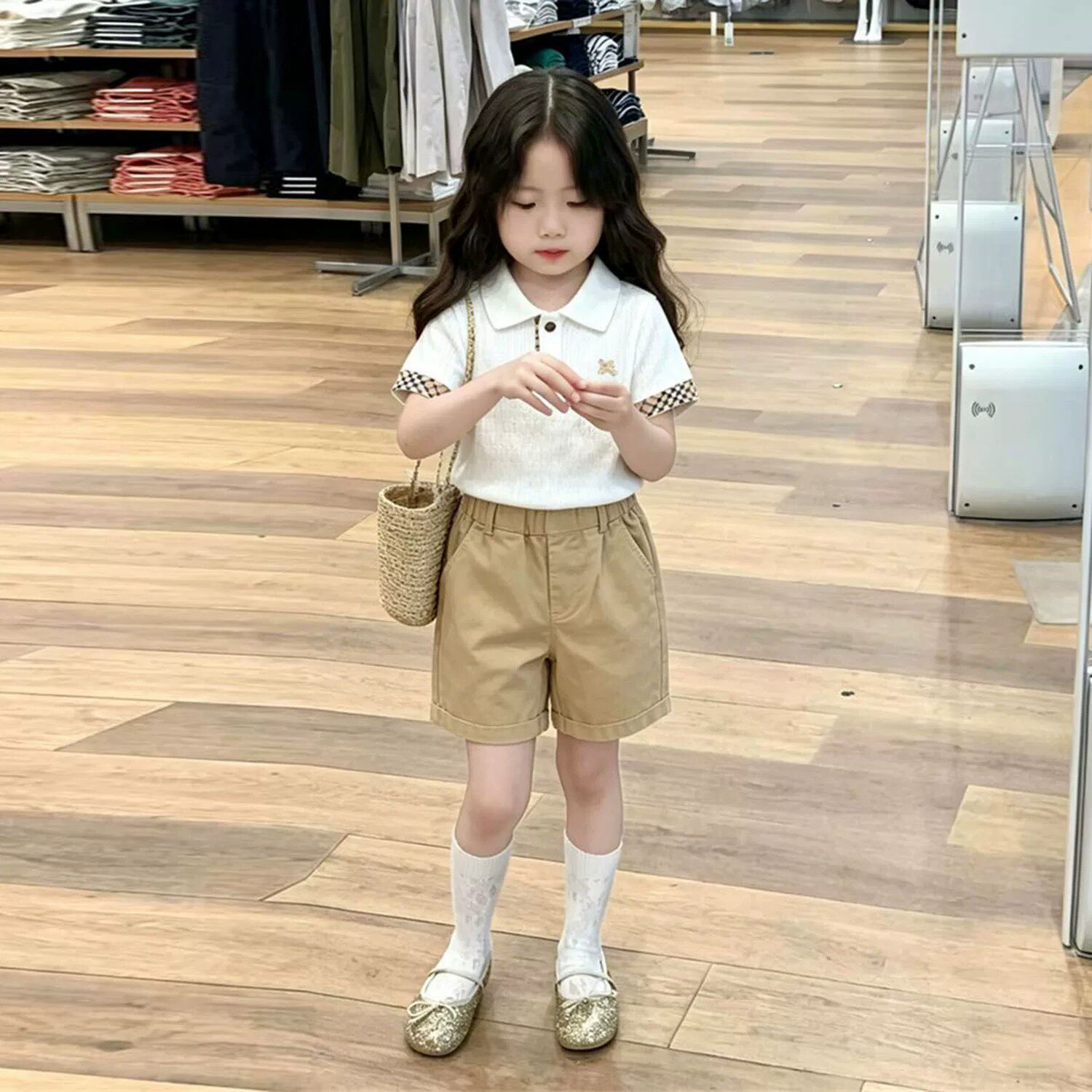 女童夏季米白色Polo领格子短袖