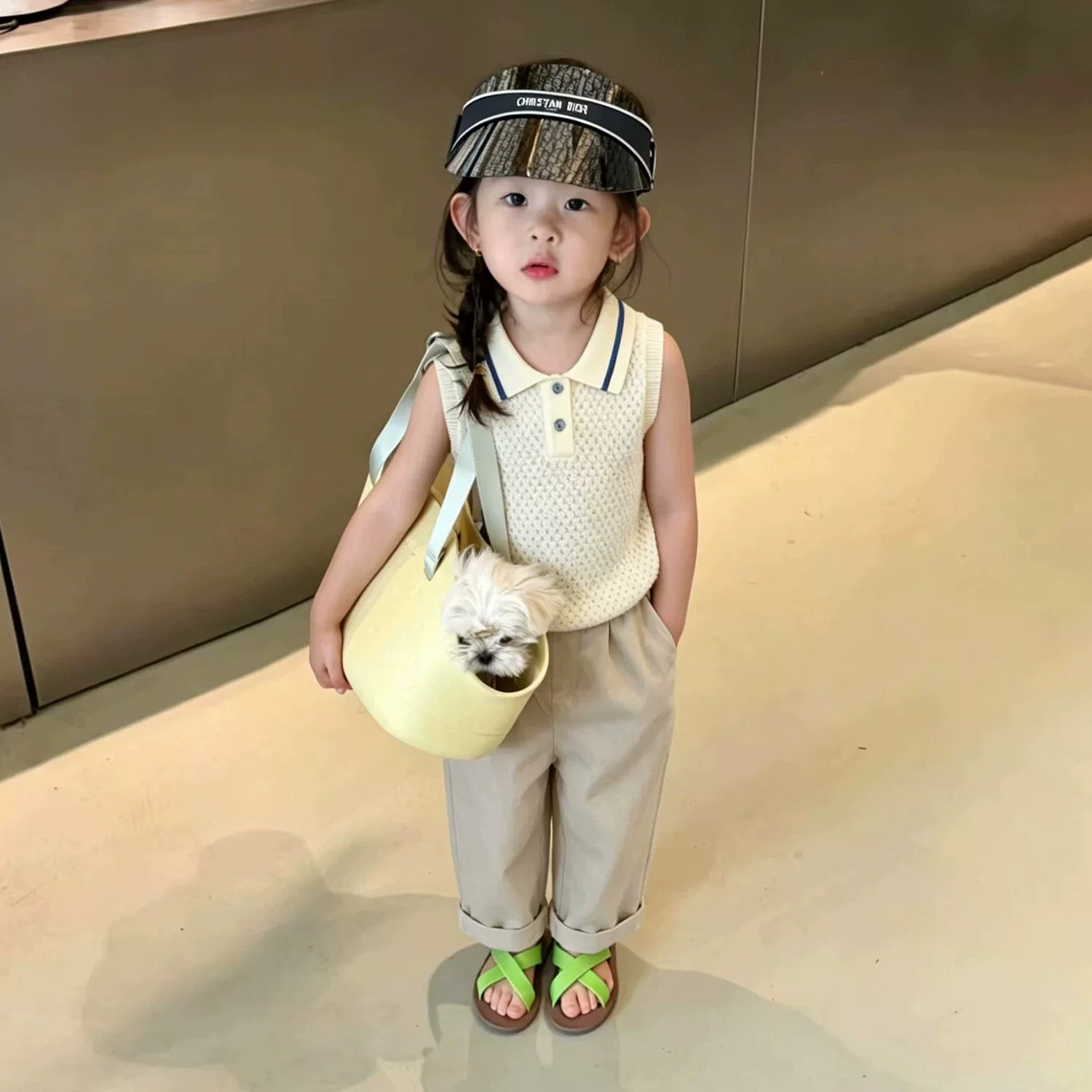 韩版女童夏季米白色休闲针织背心
