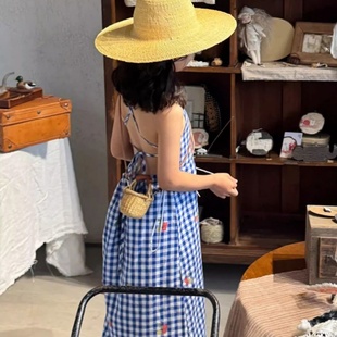 新款 藍色格子海邊度假沙灘裙女寶寶甜酷吊帶長裙 女童2025夏季 韓版