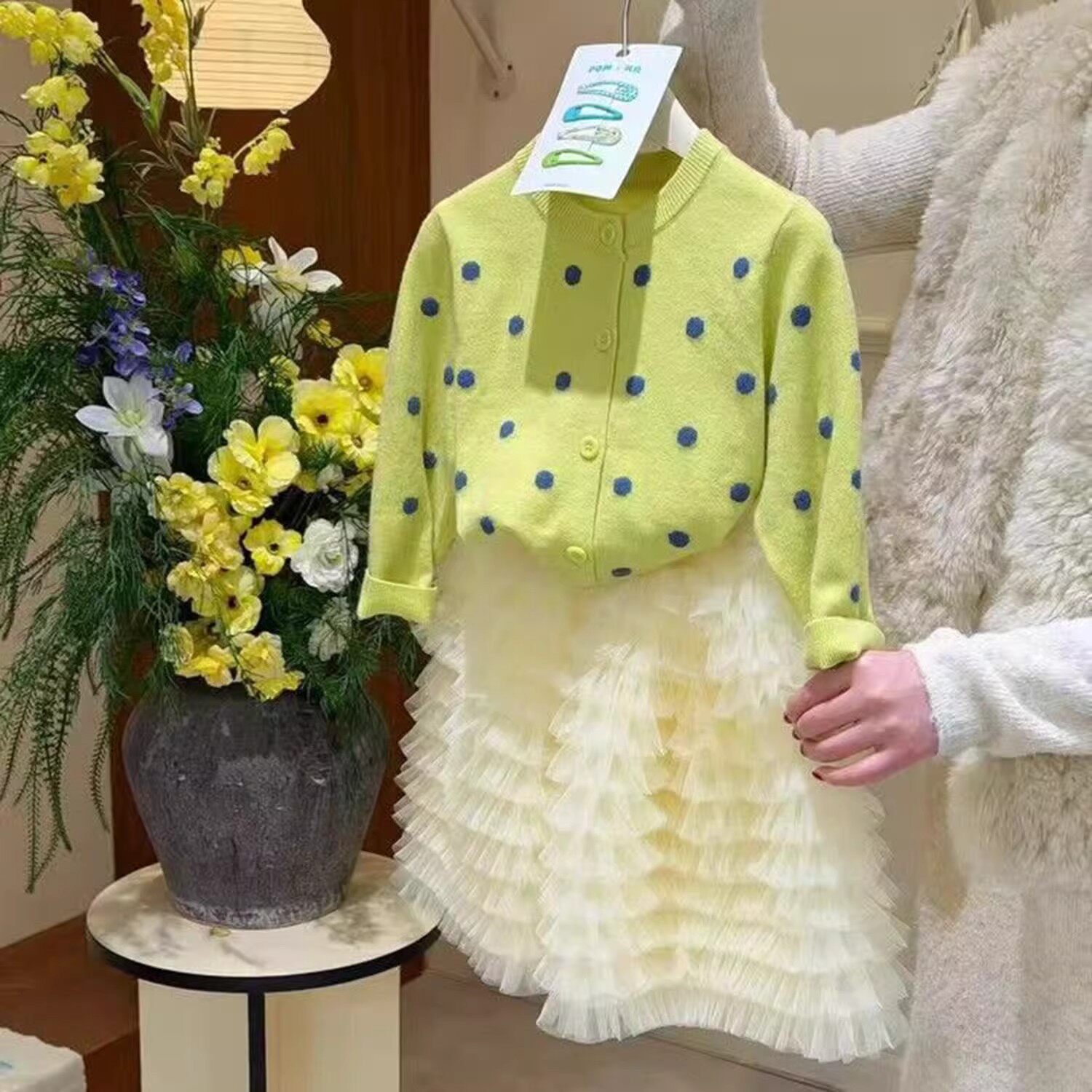 韩版女童2026春季新款公主风绿色波点针织开衫小女孩杏色网纱半裙