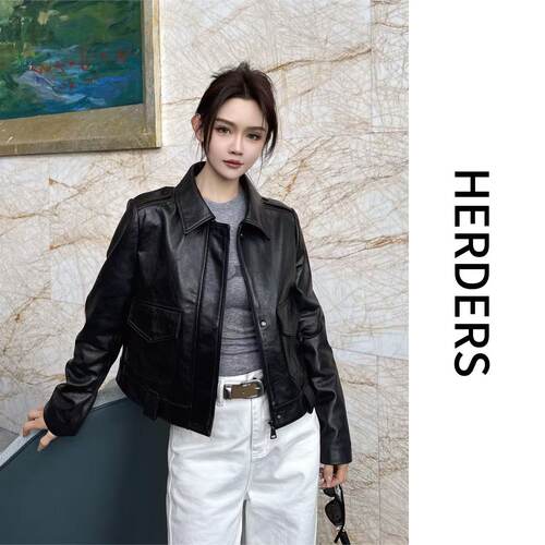 HERDERS “翡冷翠系列‘’短款长袖翻领薄款修身羊皮女皮衣 60012