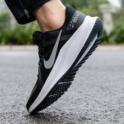 Nike耐克男鞋2022新款QUEST