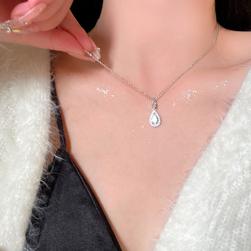 铜镀银美人泪滴项链女优雅贵气
