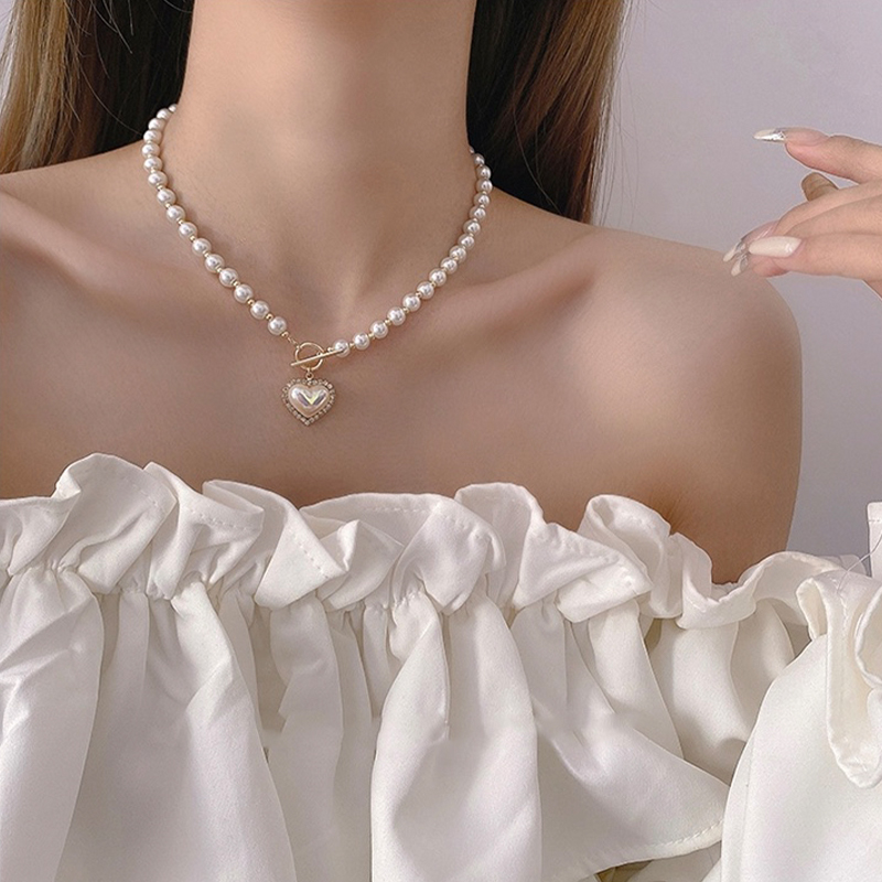 珍珠爱心项链女高级设计感小众轻奢锁骨链2022年新款颈链吊坠配饰