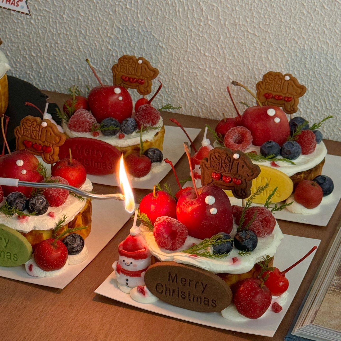 圣诞节巴斯克蛋糕装饰腊肠狗饼干圣诞快乐字母饼干甜品烘焙配件