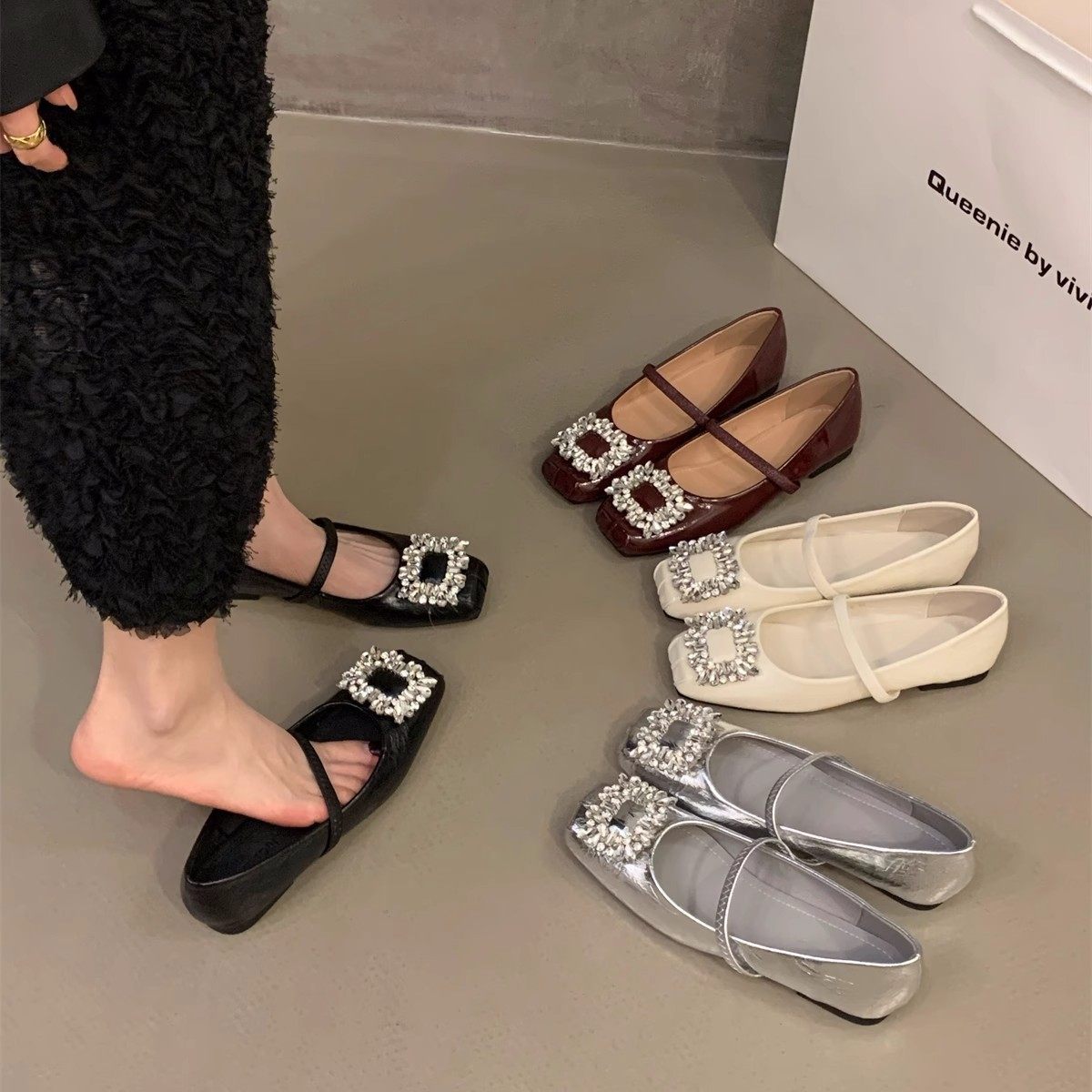 2026平底法式银色玛丽珍单鞋女鞋子新款春秋季方头水钻红色晚晚鞋,女鞋,玛丽珍鞋,淘宝优惠券,粉丝福利购,淘宝优惠卷