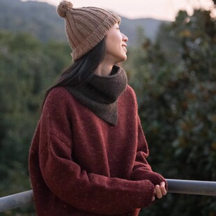 封面是花 安第斯超细羊驼毛 美利诺羊毛 混纺 圆领宽松大毛衣