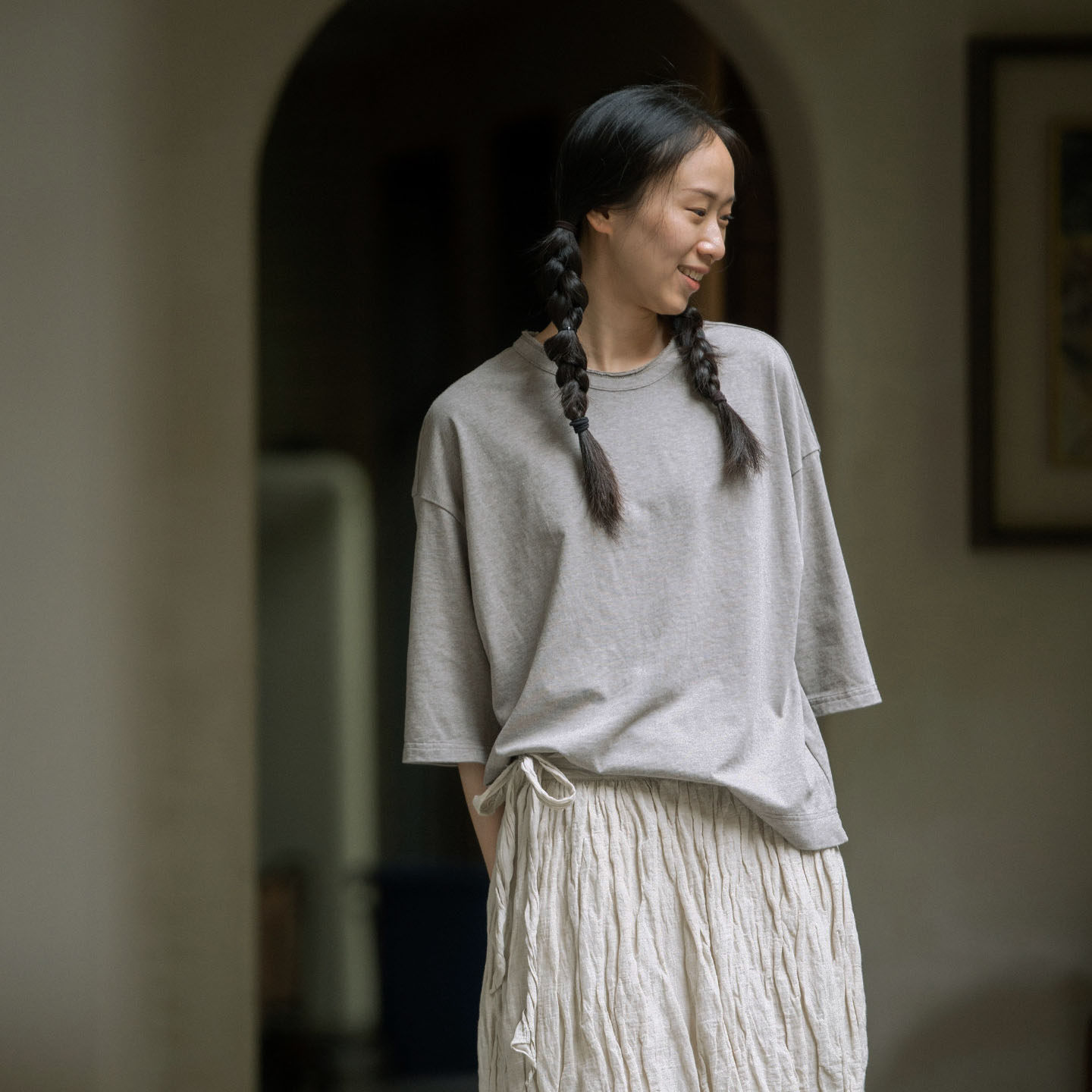 封面是花100%棉针织圆领休闲T恤